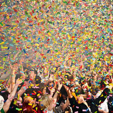 Jak przygotować ładne kolorowe konfetti?