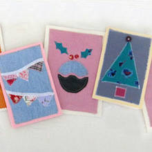 Jak wykonać ozdobną kartkę świąteczną?