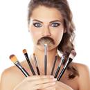 Czym najlepiej zmywać makijaż z twarzy?