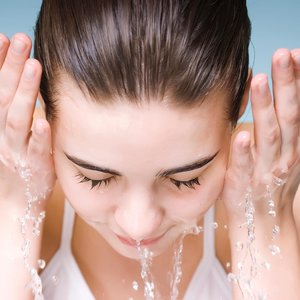 Demakijaż a typ skóry