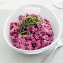 Jak przygotować śledziową sałatkę z burakami?