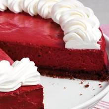 Oryginalny czerwony sernik na święta