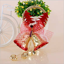 Jak przygotować stroik świąteczny z bombek?