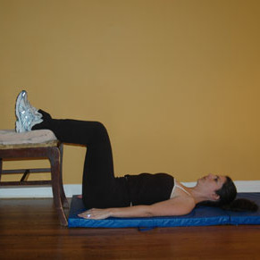 Wzmacnianie stawów kolanowych – ćwiczenie pierwsze