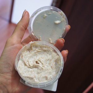 Nakładanie peelingu