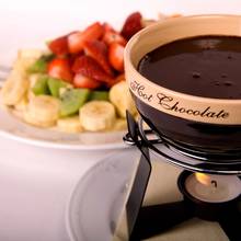 Czekoladowy afrodyzjak – fondue na walentynki