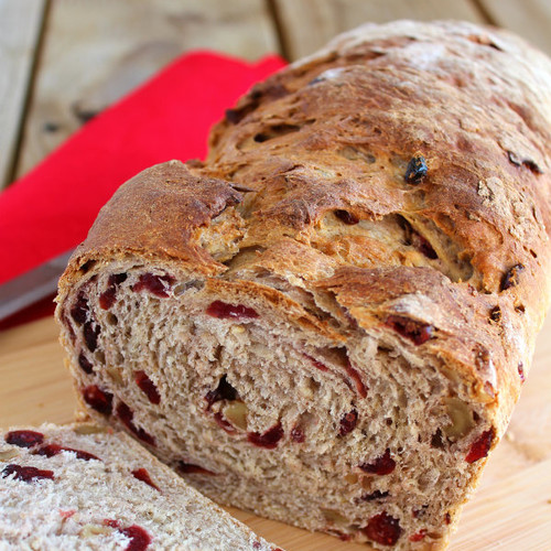 Smaczny chleb żurawinowy – jak zrobić?