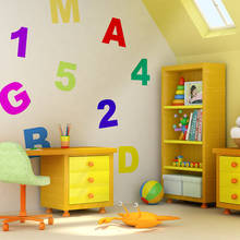 Jak nauczyć dzieci odkładania zabawek na miejsce?