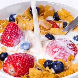 Słodkie płatki z mlekiem