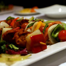 Aromatyczne szaszłyki curry z grilla