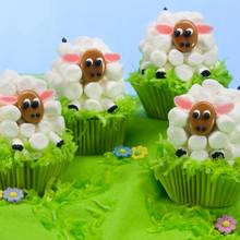 Wielkanocne śniadanie dla dziecka