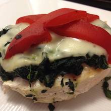 Sposób na grillowanego kurczaka z mozzarellą