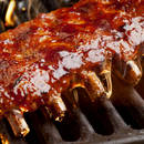 Przysmaki z grilla – żeberka w winie