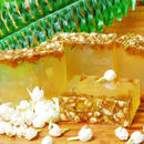 Ciekawe kosmetyki z suszonymi kwiatami