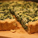 Przekąska na przyjęcie – tarta ze szpinakiem