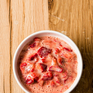 Truskawka na włosy tłuste