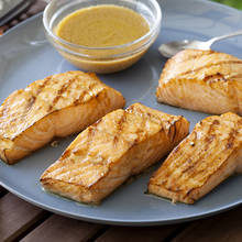 Jak przyrządzić łososia z grilla?