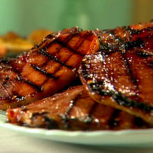 Ostra marynata do grillowanego mięsa – jak przygotować?