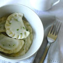 Zielone pierogi ze szpinakiem oraz fetą