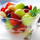 Smaczna sałatka owocowa z kakao na deser