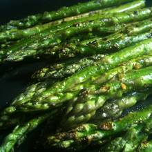 Jak przygotować szparagi z grilla?