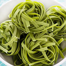 Jak przygotować doskonały makaron ze szpinakiem?