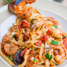 Pyszne spaghetti z krewetkami