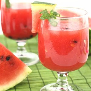 Napój arbuzowy z cytryną