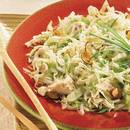 Jak przygotować sałatkę z kapusty i kurczaka na obiad?