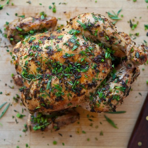 Aromatyczny kurczak z bazylią – jak przyrządzić?