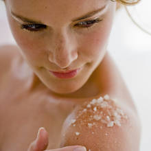 Jaki zrobić samemu doskonały cytrynowy scrub do ciała?