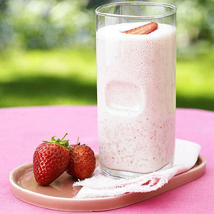 Shake truskawkowy z bananem