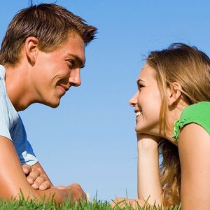 Nawiązuj kontakt wzrokowy