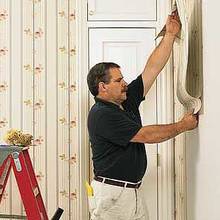 Co warto wiedzieć o kładzeniu tapet?