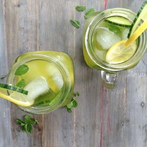 Lemoniada ogórkowa z imbirem