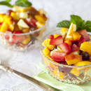 Jak przyrządzić tęczową sałatkę owocową?