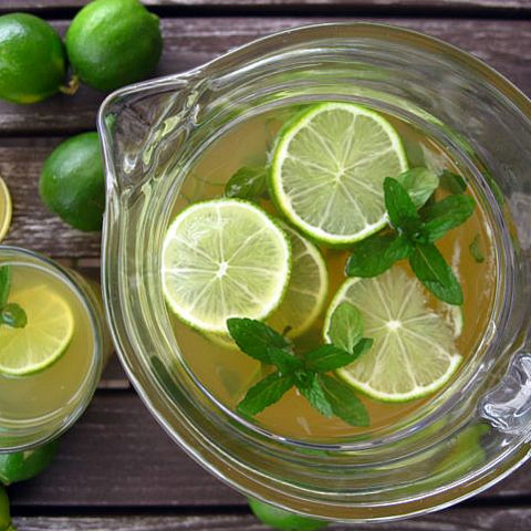 Zielona herbata z limonką