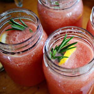 Arbuzowa lemoniada z miodem