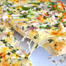 Doskonała pizza z sosem czosnkowym