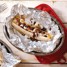 Deser na lato – grillowane banany z czekoladą