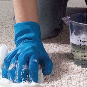 Czyszczenie plam z błota