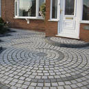 Układanie kostki brukowej – podstawowe zasady