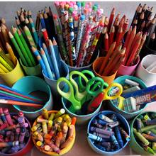 Ciekawy organizer z rolek po papierze toaletowym