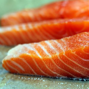 Łosoś na brzuch