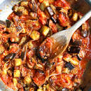 Bakłażan w sosie pomidorowym – oryginalne danie