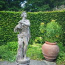 Jak wykonać rzeźbę ogrodową pokrytą patyną?