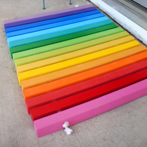 Jak zrobić kolorową wycieraczkę pod drzwi?