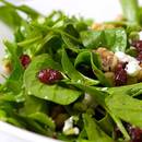 Jak przyrządzić pyszną sałatkę z żurawiną?