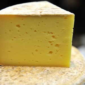 Sery dłużej świeże