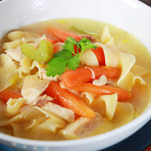 Smaczna zupa z kurczakiem na jesień